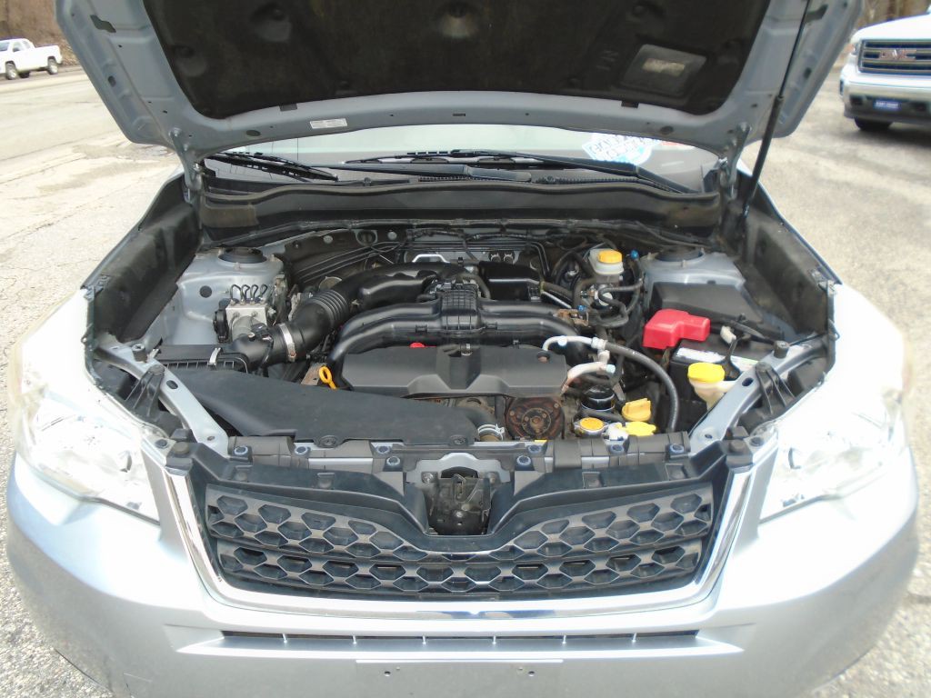2015 Subaru Forester Image 10