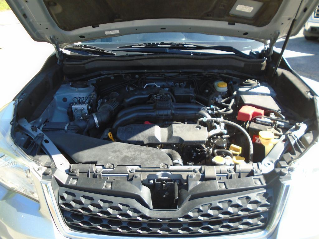 2016 Subaru Forester Image 9