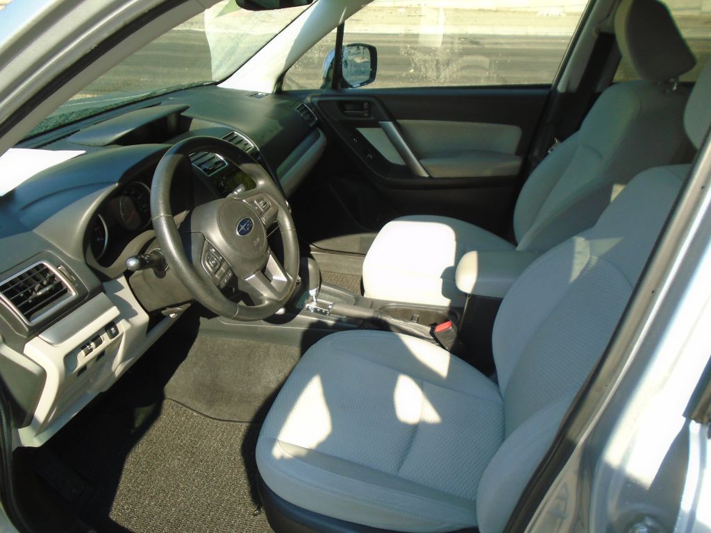 2018 Subaru Forester Image 7