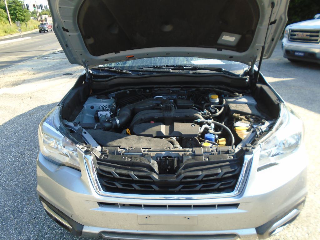 2018 Subaru Forester Image 9