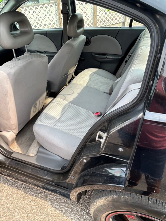 2007 Saturn ION Image 3