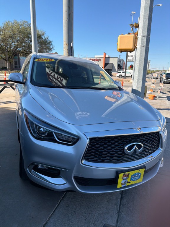 2019 INFINITI QX60 LUXE