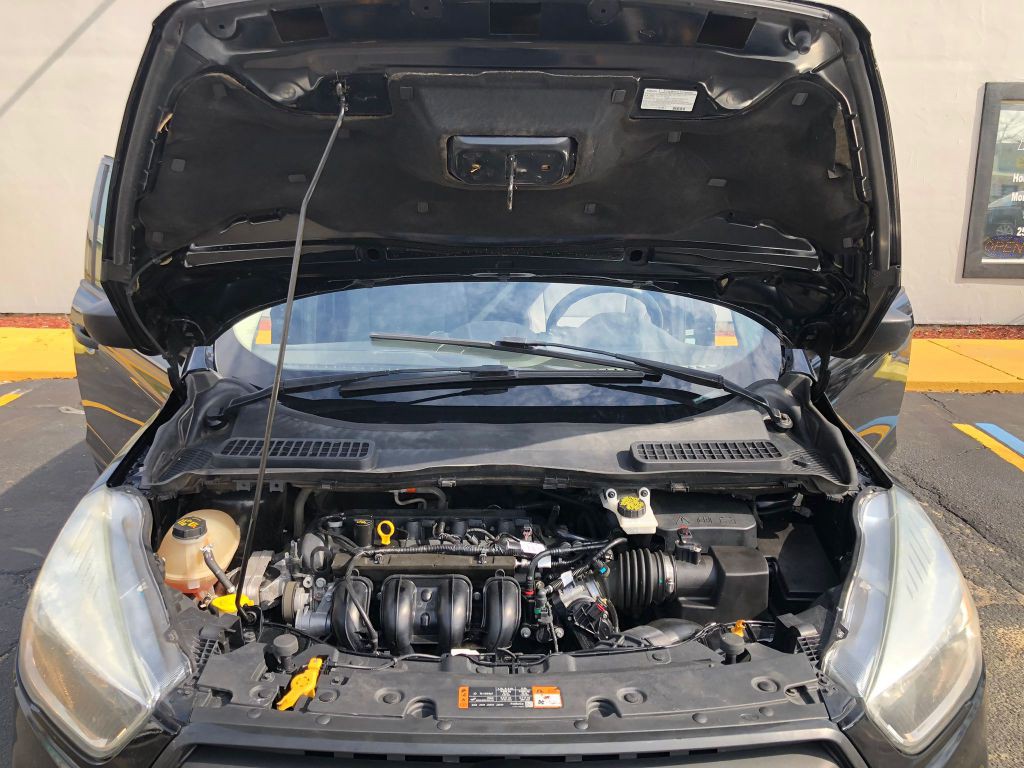 2017 Ford Escape Image 2