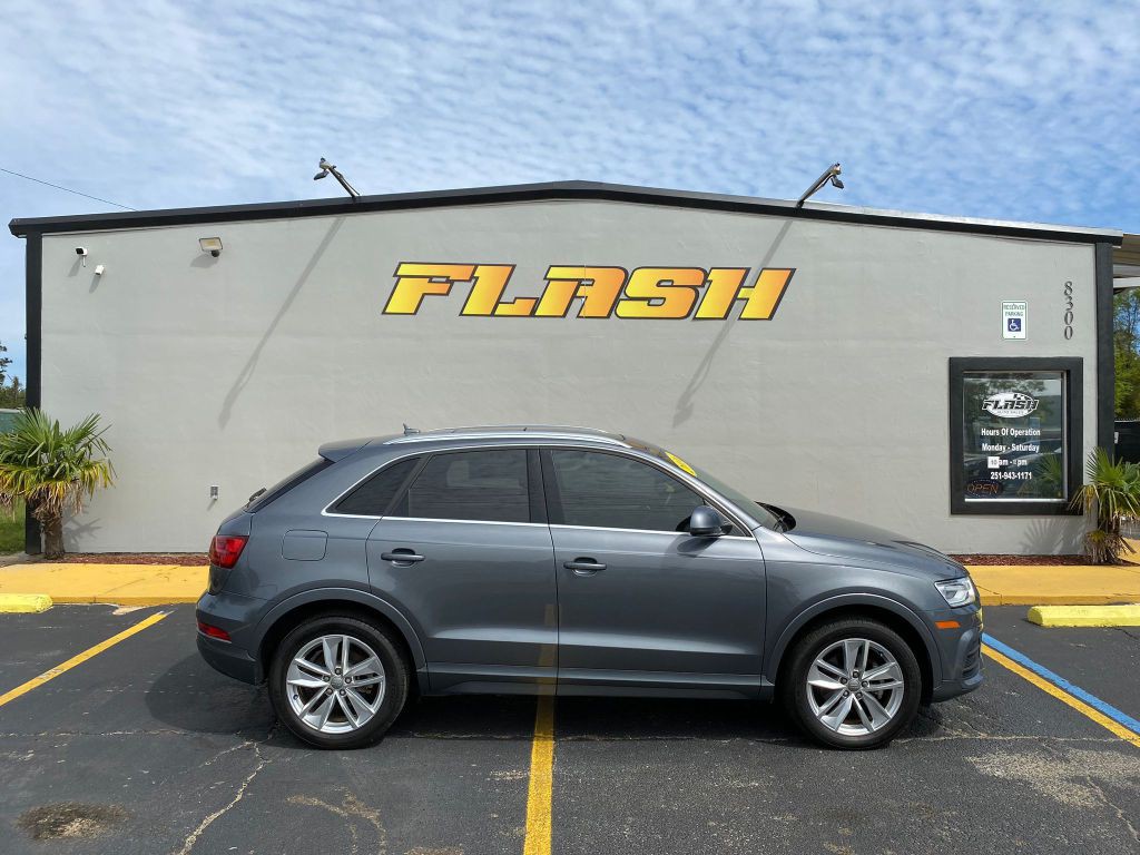 2016 Audi Q3 Image 2
