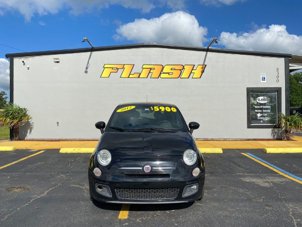 2012 FIAT 500 Image 1