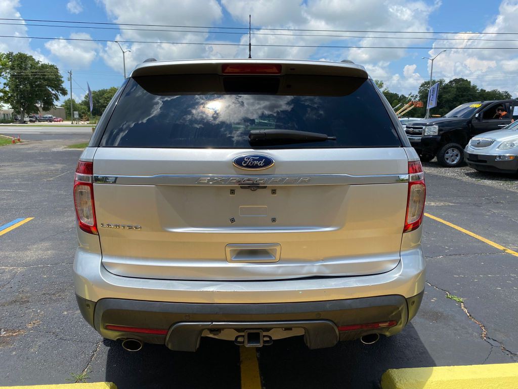2011 Ford Explorer Image 12