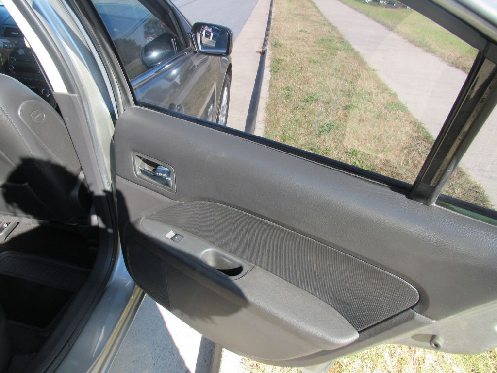 2008 Mercury Milan Image 14