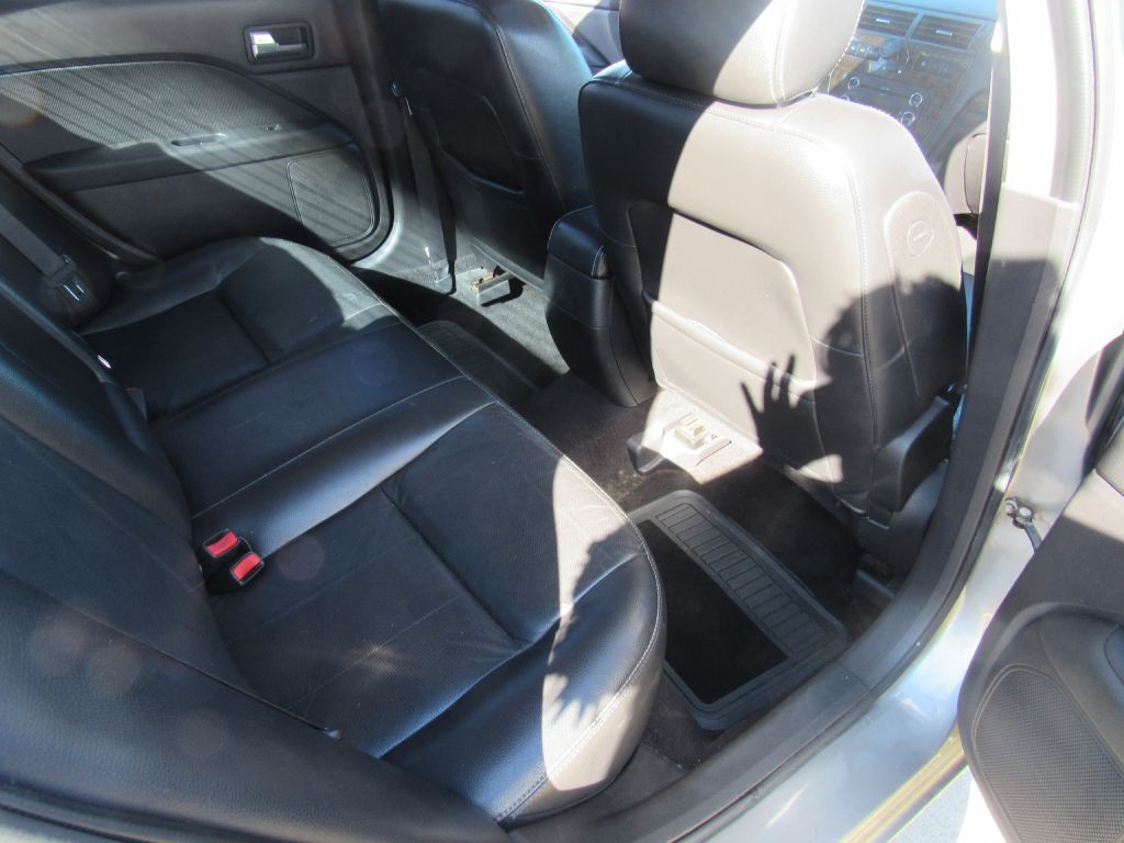 2008 Mercury Milan Image 15