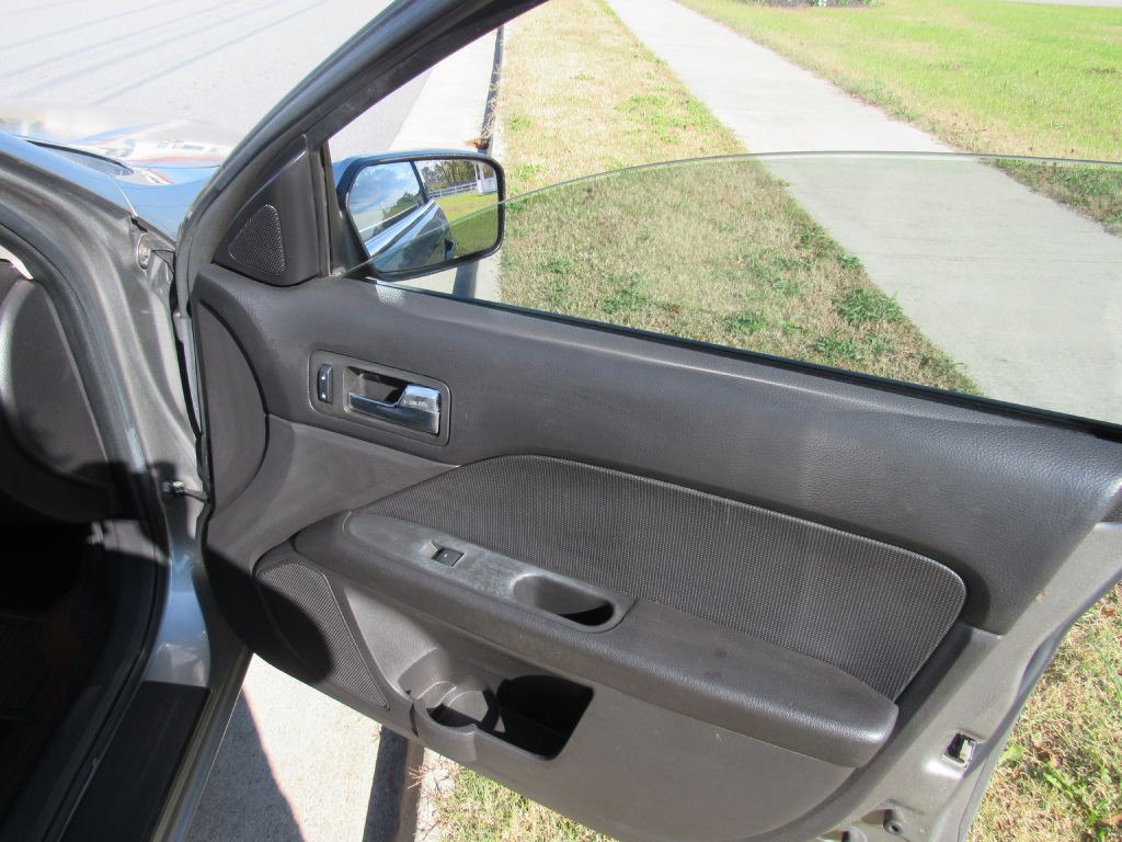 2008 Mercury Milan Image 16