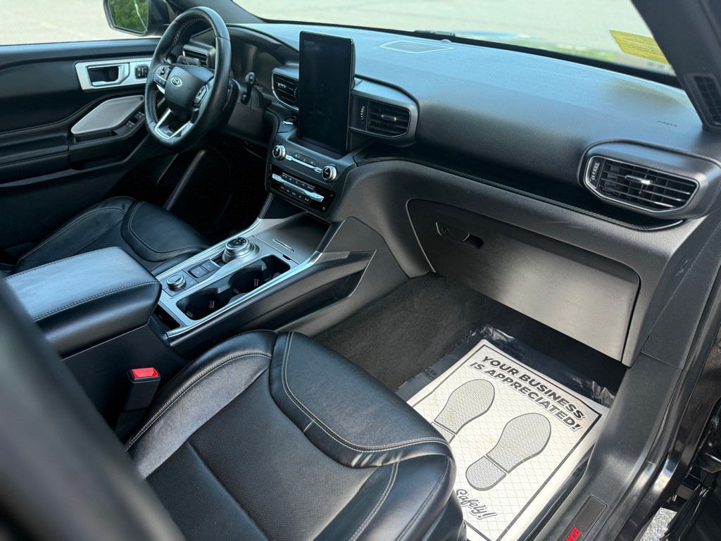 2020 Ford Explorer Image 12