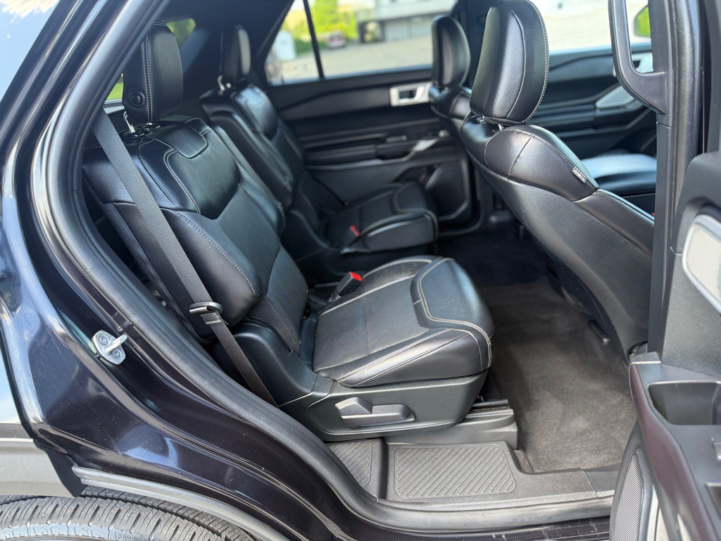 2020 Ford Explorer Image 14