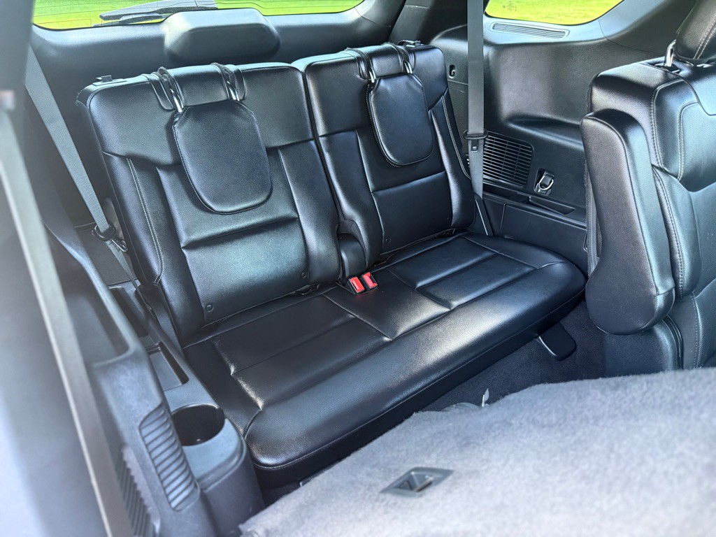 2020 Ford Explorer Image 15