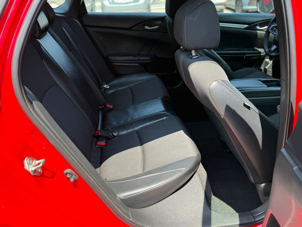 2019 Honda Civic Image 12