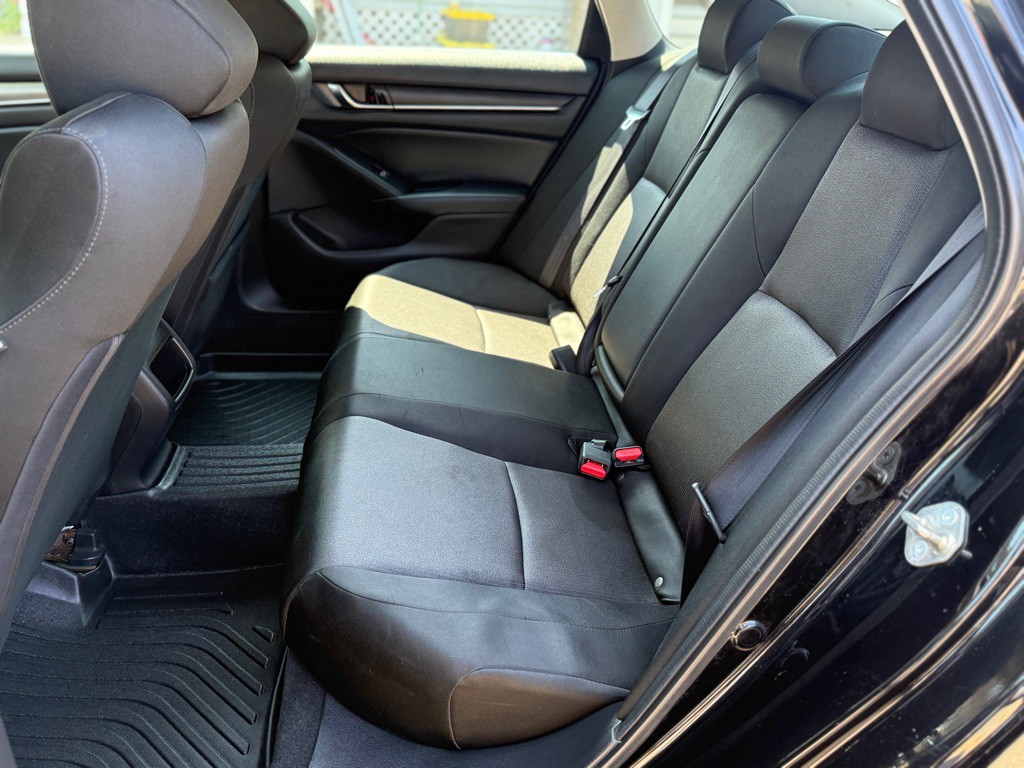 2018 Honda Accord Image 12