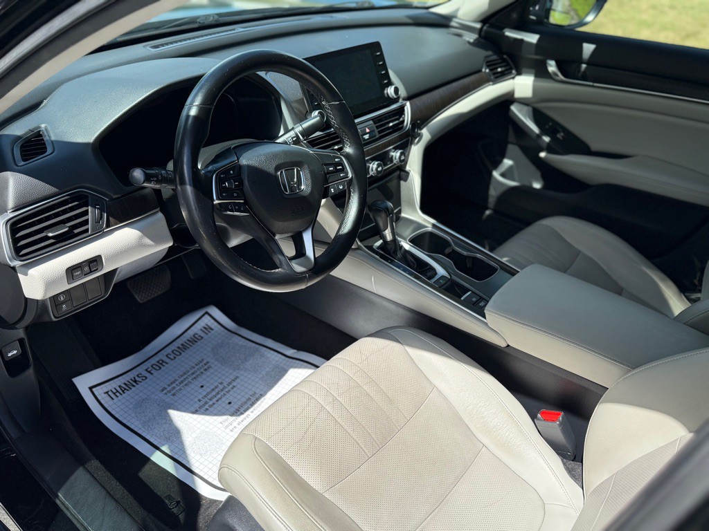 2018 Honda Accord Image 9