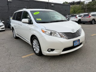 Image for 2016 Toyota Sienna XLE ID: 6709372