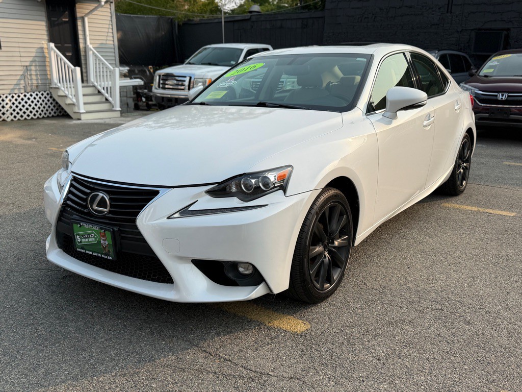 2016 Lexus IS Image 6