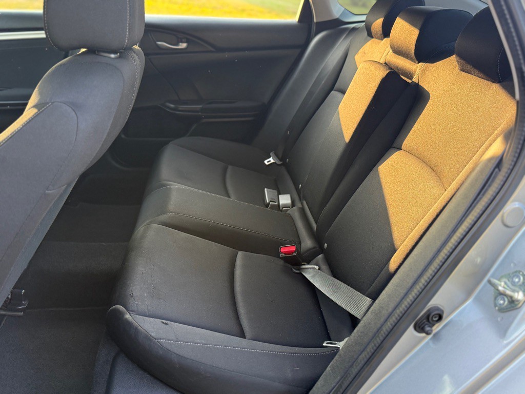 2016 Honda Civic Image 11