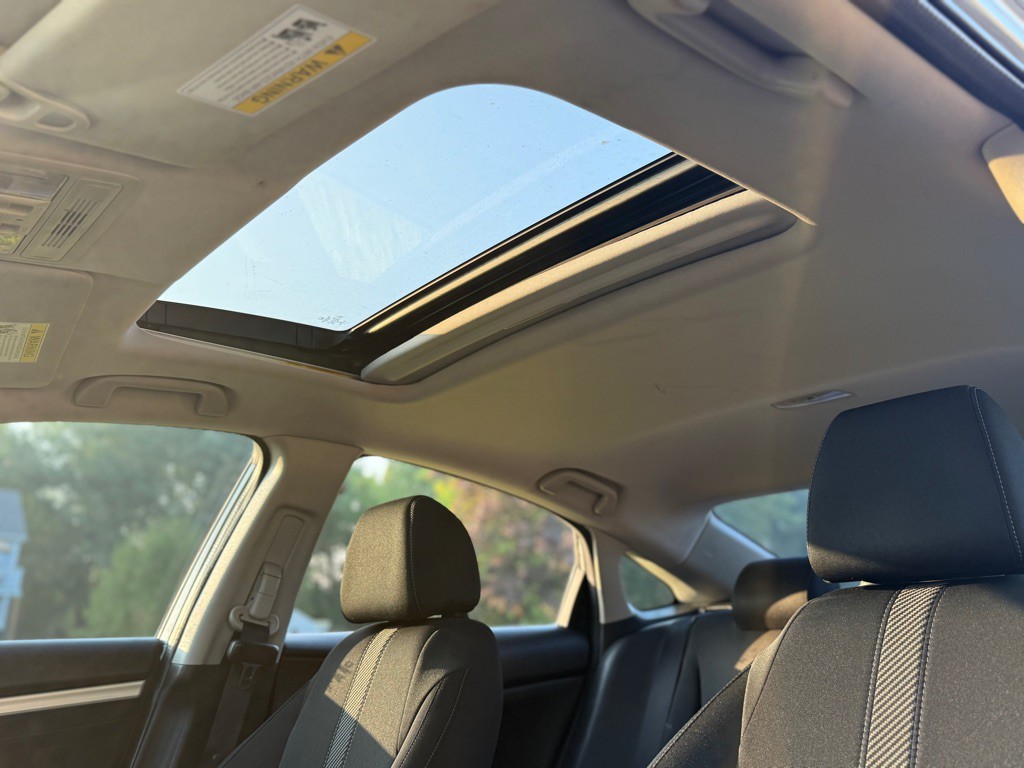 2016 Honda Civic Image 13
