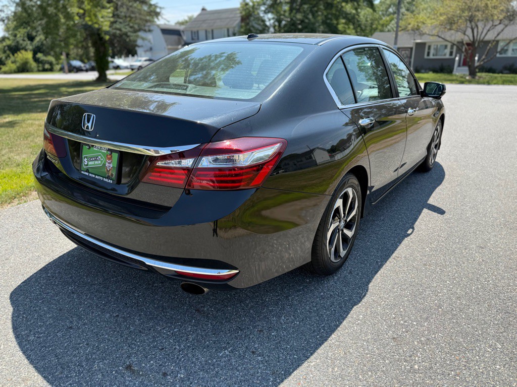2017 Honda Accord Image 3