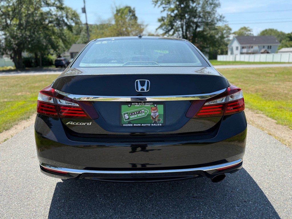 2017 Honda Accord Image 4