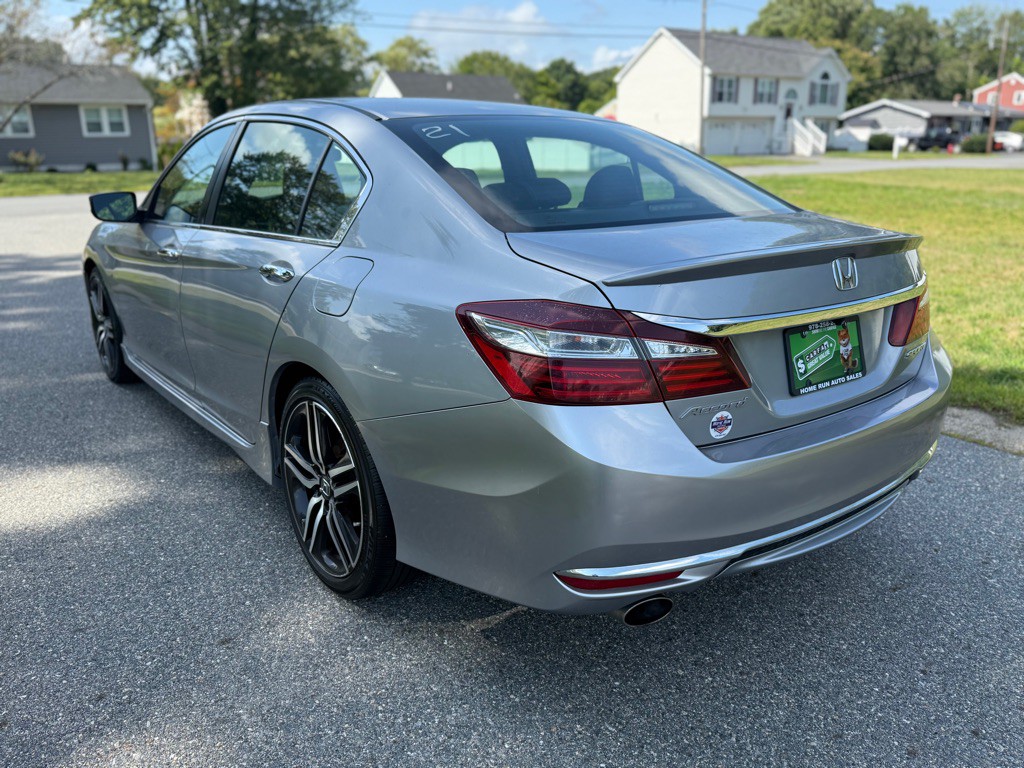 2017 Honda Accord Image 5