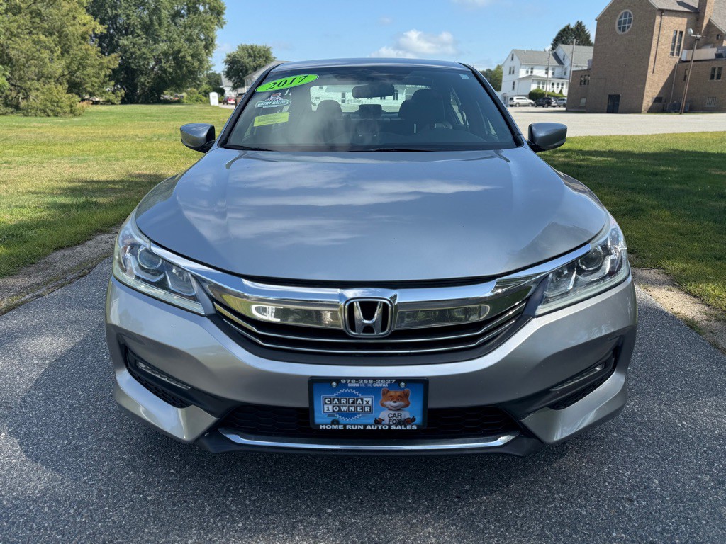 2017 Honda Accord Image 8