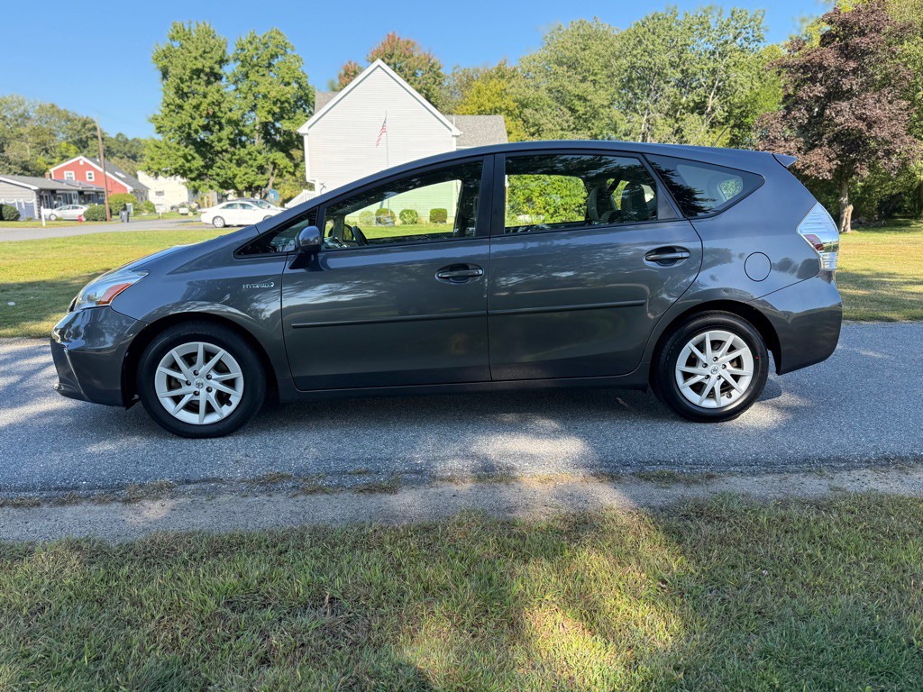 2012 Toyota Prius Image 6