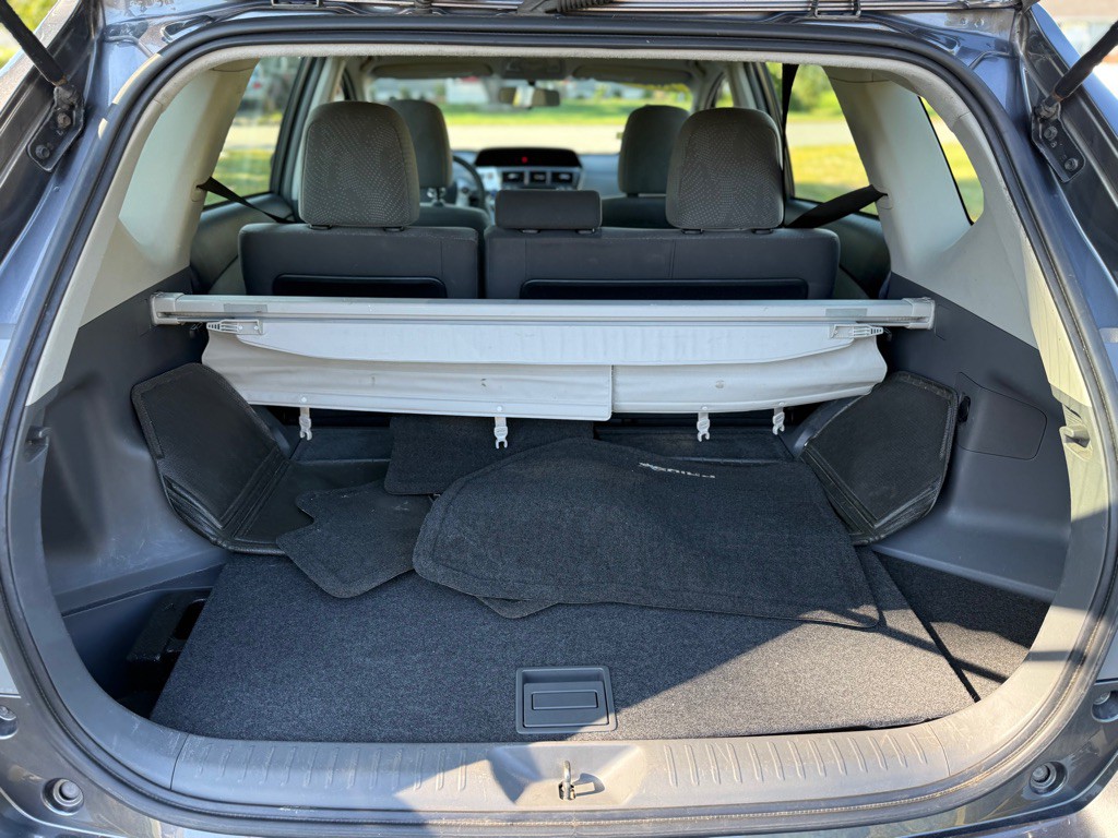 2012 Toyota Prius Image 13