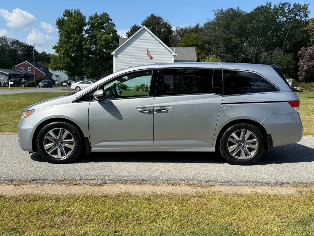 2017 Honda Odyssey Image 6