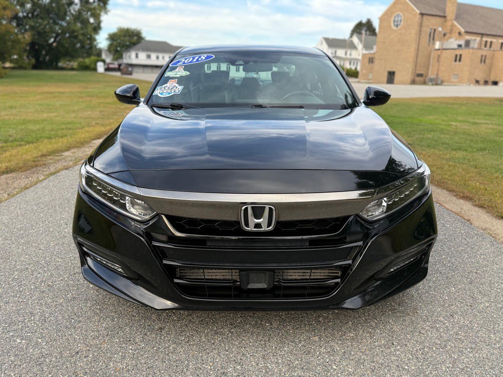 2018 Honda Accord Image 8