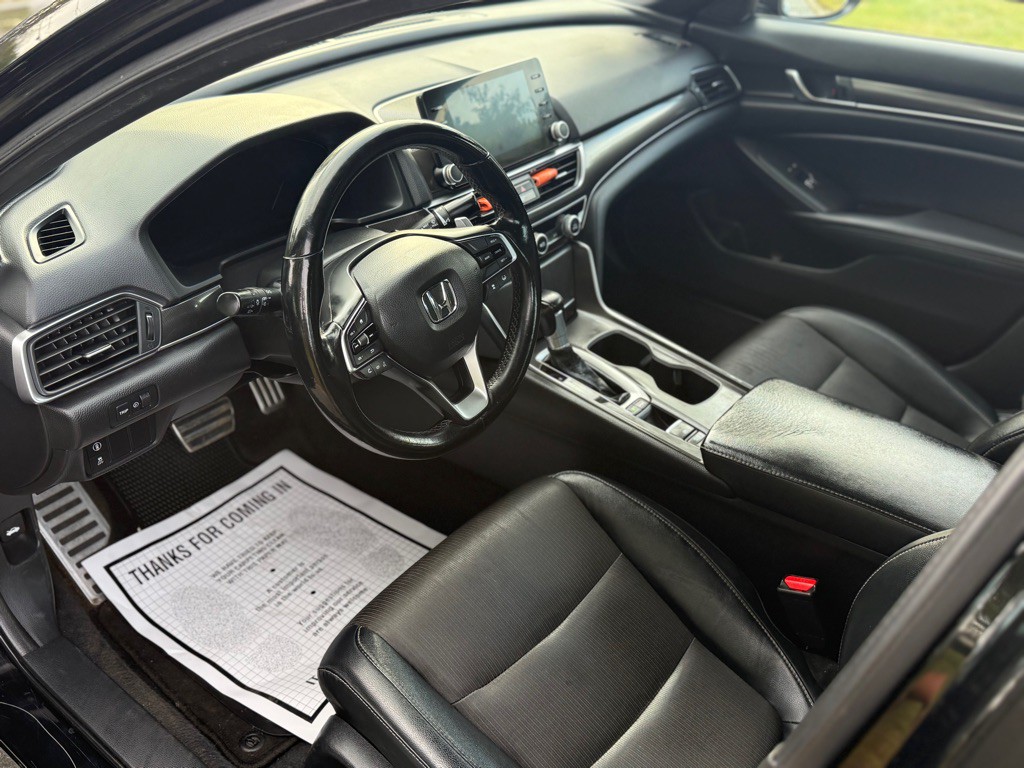 2018 Honda Accord Image 9