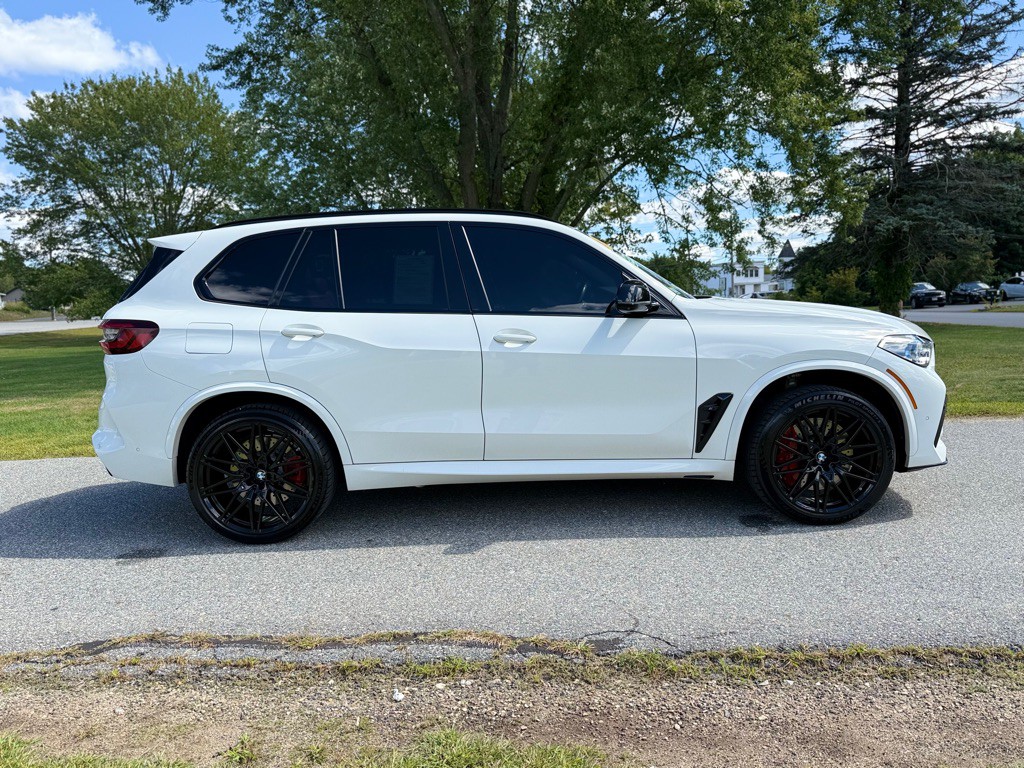 2021 BMW X5 Image 2