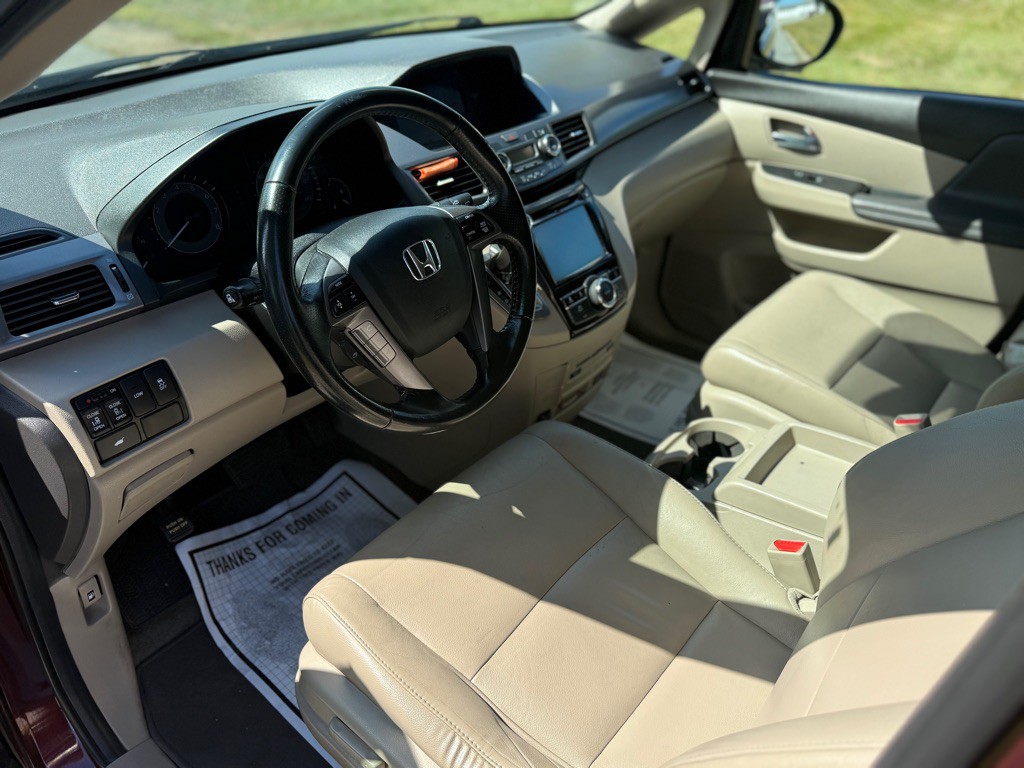 2014 Honda Odyssey Image 9
