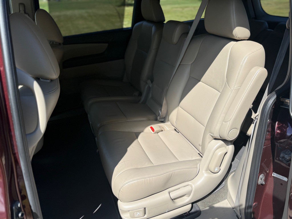 2014 Honda Odyssey Image 12