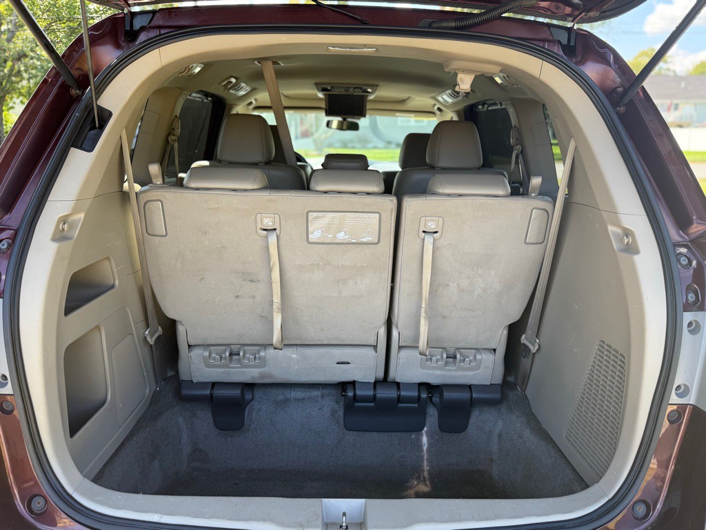 2014 Honda Odyssey Image 16
