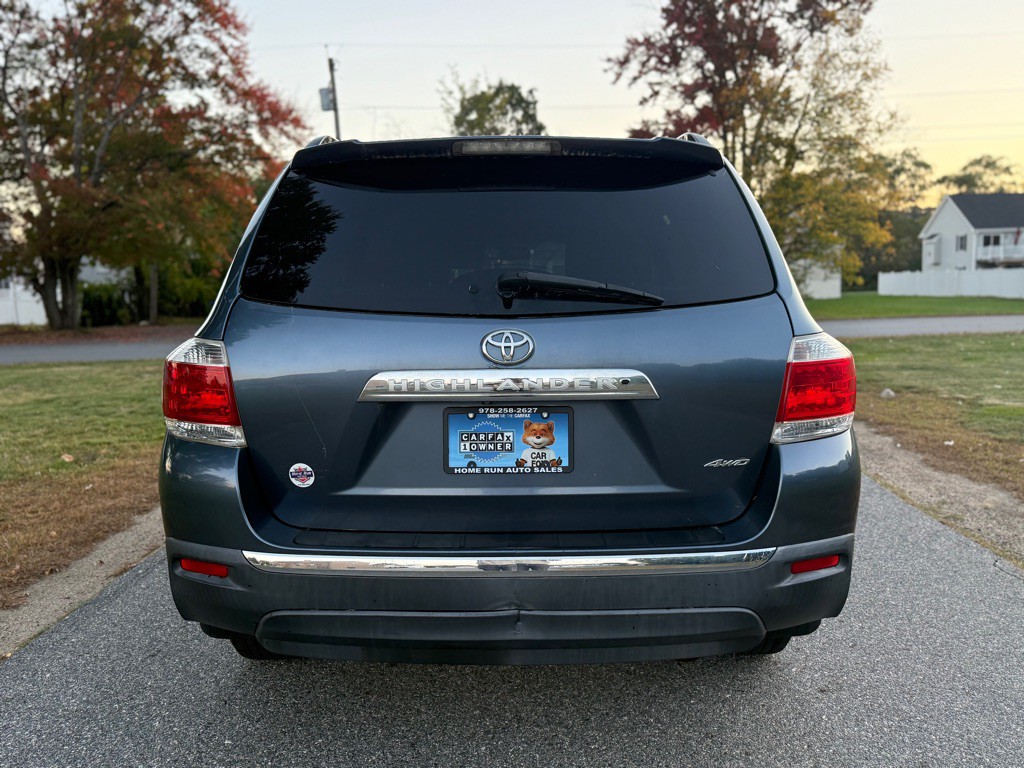 2011 Toyota Highlander Image 4