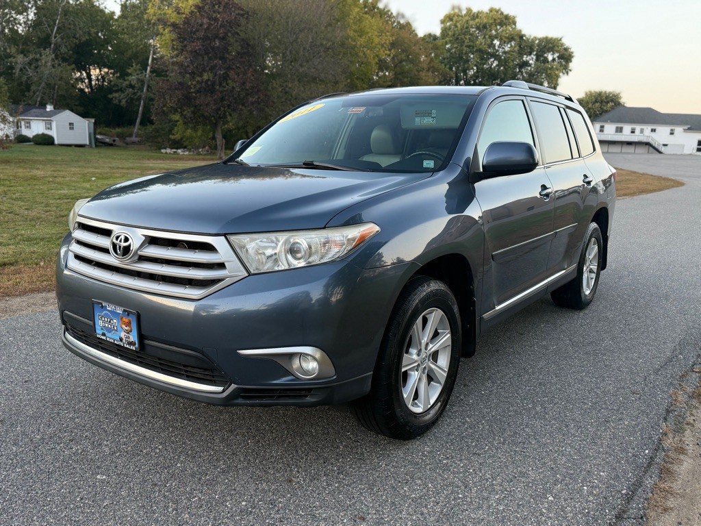2011 Toyota Highlander Image 7