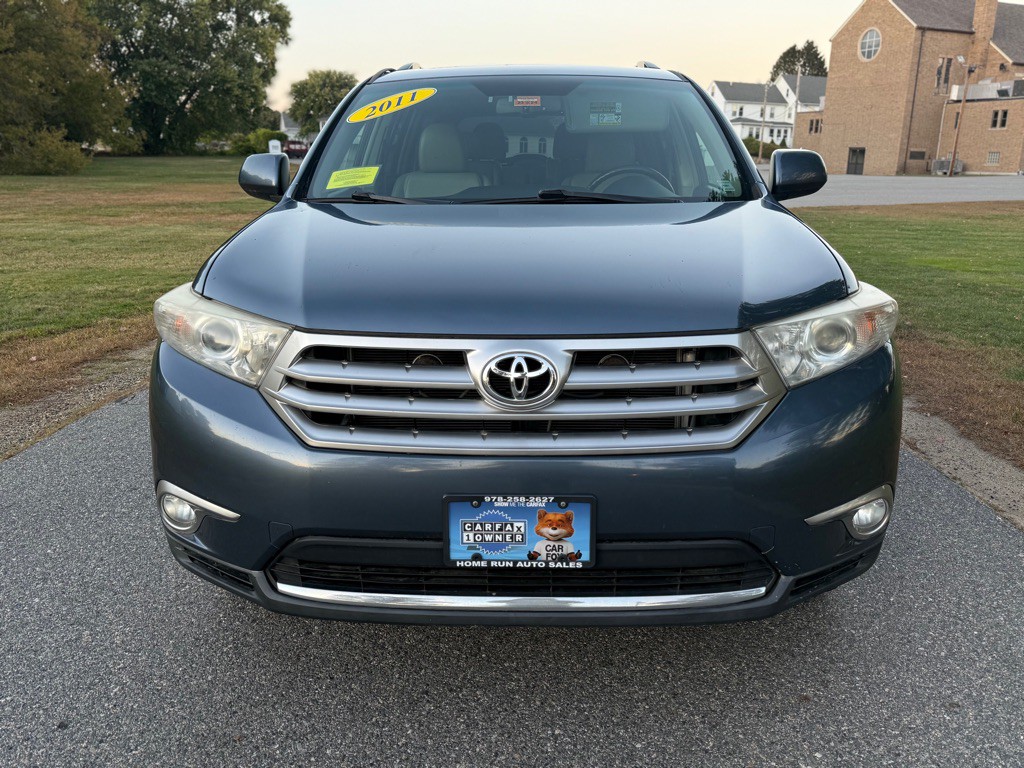 2011 Toyota Highlander Image 8