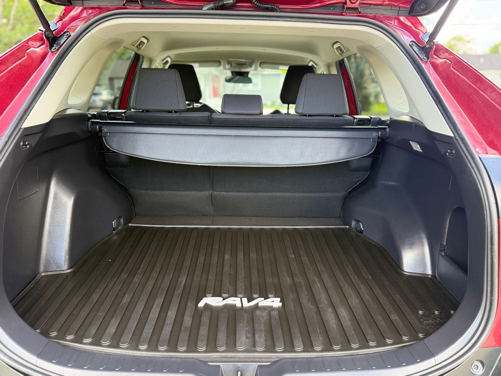 2019 Toyota Rav4 Image 14