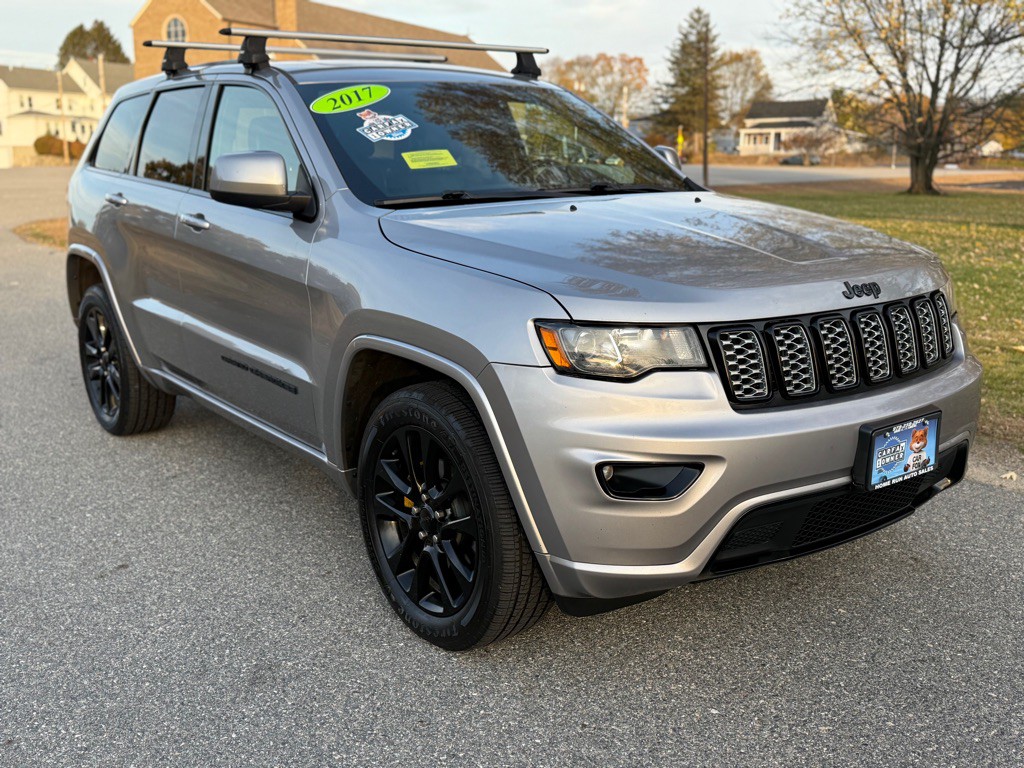 2017 Jeep Grand Cherokee Image 1