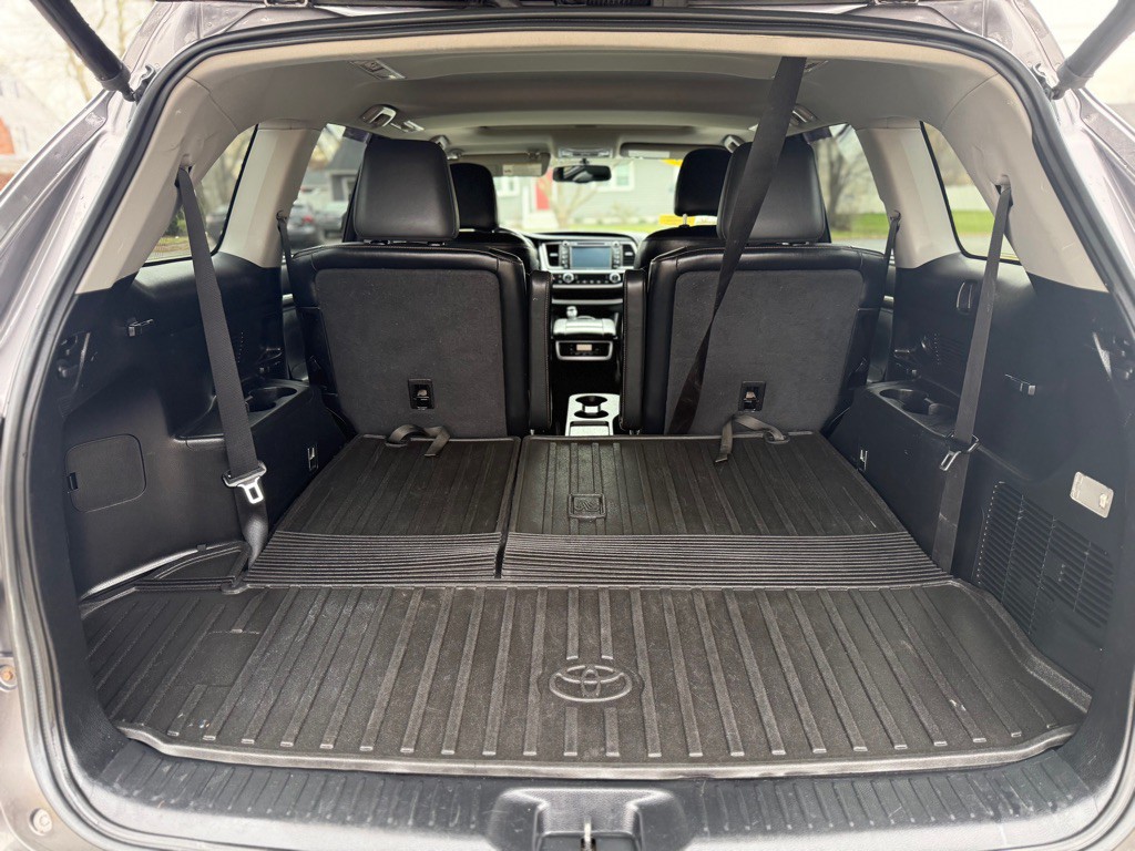 2015 Toyota Highlander Image 15