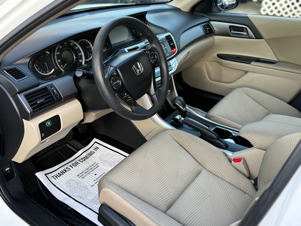 2015 Honda Accord Image 20