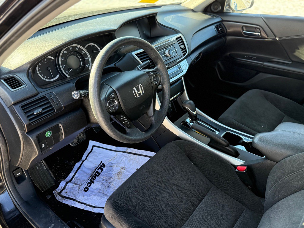 2013 Honda Accord Image 9