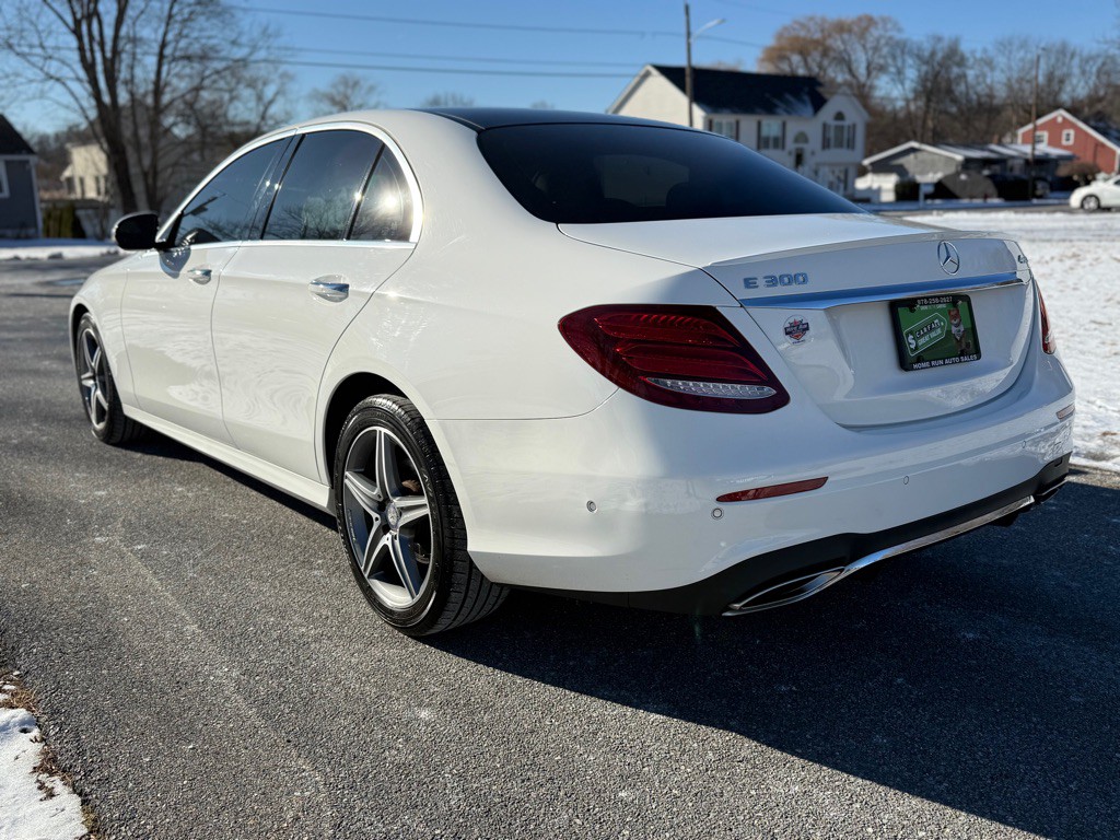 2017 Mercedes-Benz E-Class Image 5