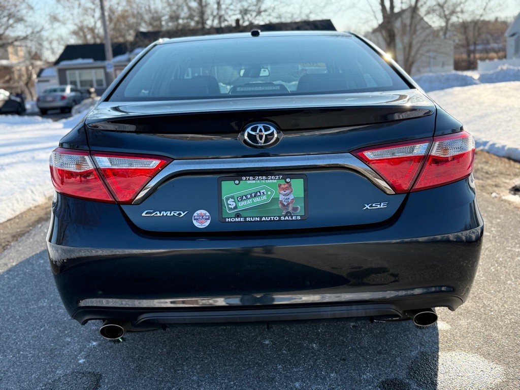 2015 Toyota Camry Image 3