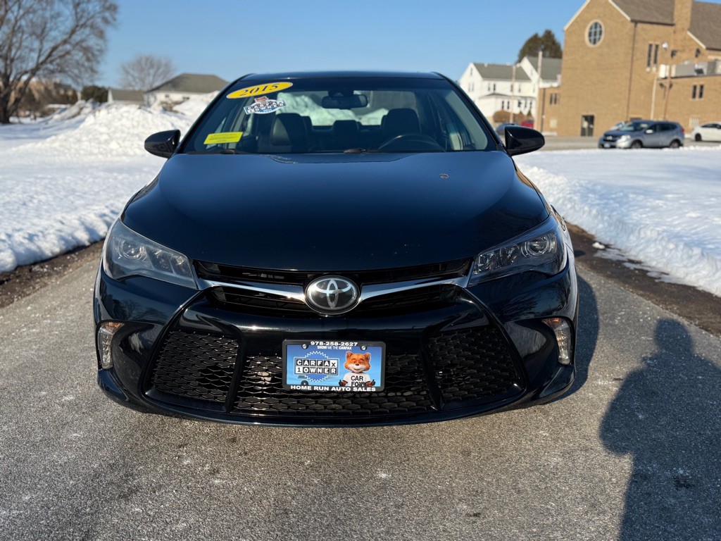 2015 Toyota Camry Image 6
