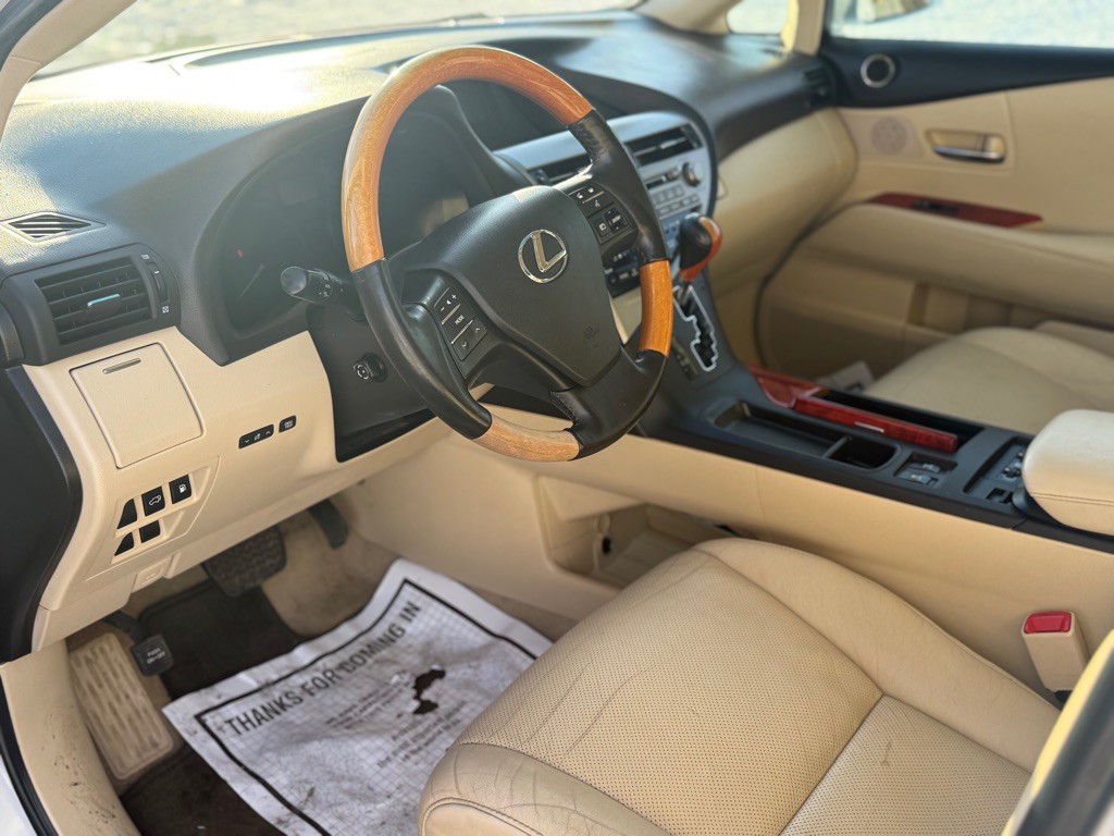 2011 Lexus RX Image 7