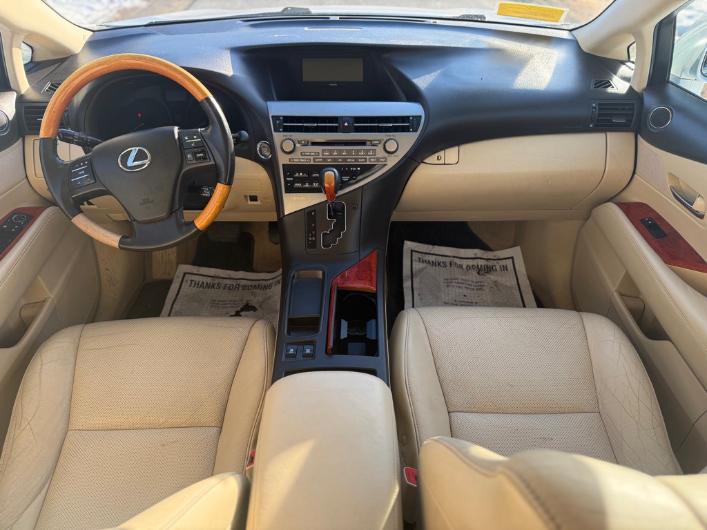 2011 Lexus RX Image 8