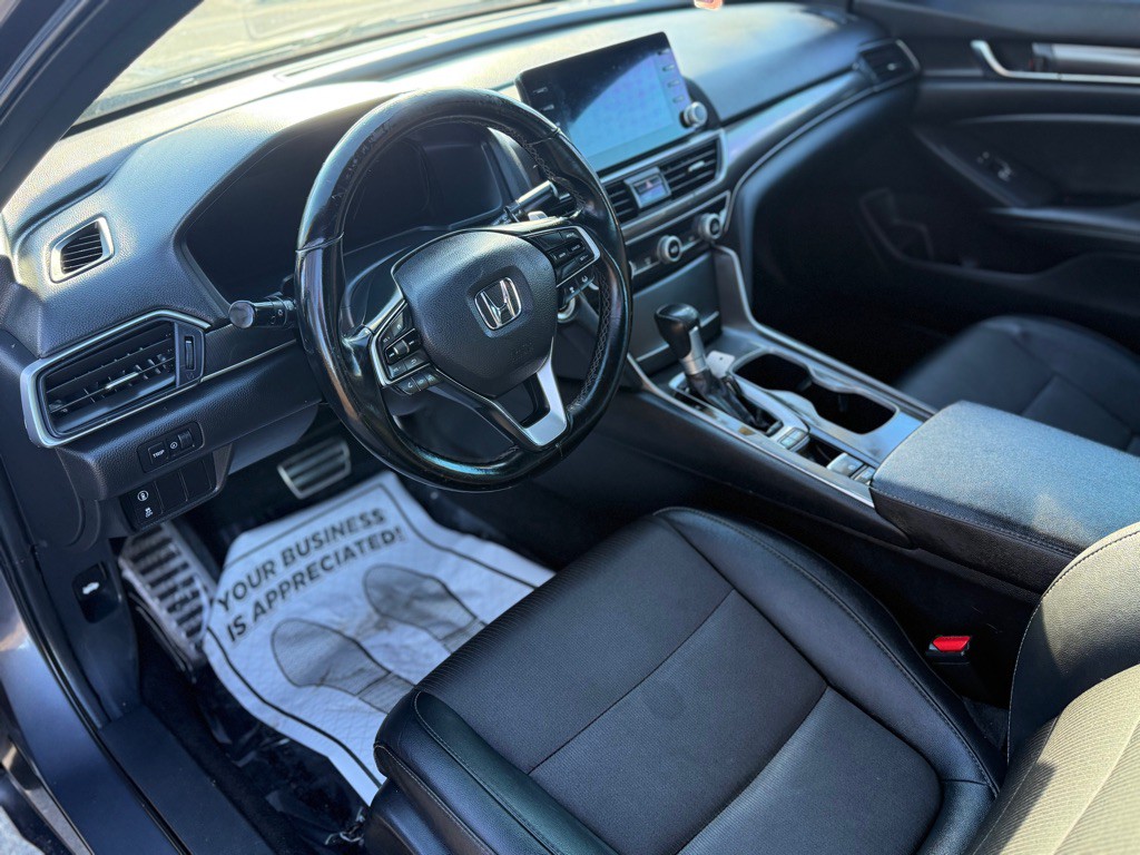 2019 Honda Accord Image 8